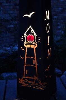 Rostsäule Dekosäule Moin Leuchtturm roter Vollglaskugel mit Rostschale